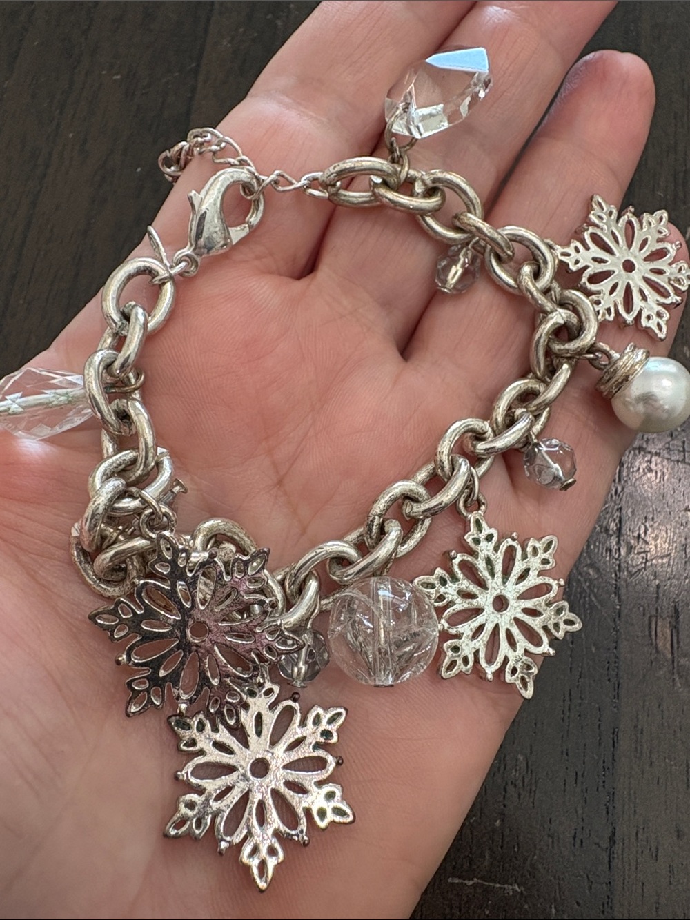 Avon Silver Snowflake Charm Bracelet with Clear Crystal Beads